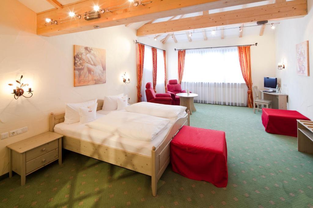 Hubertushof Hotel Garni オーバーシュタウフェン 部屋 写真