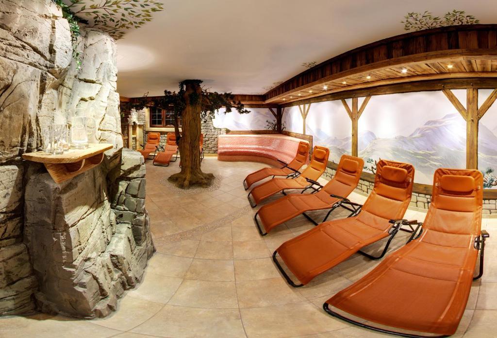 Hubertushof Hotel Garni オーバーシュタウフェン エクステリア 写真